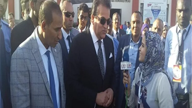 وزير التعليم العالي يتفقد منشآت جامعة أسوان