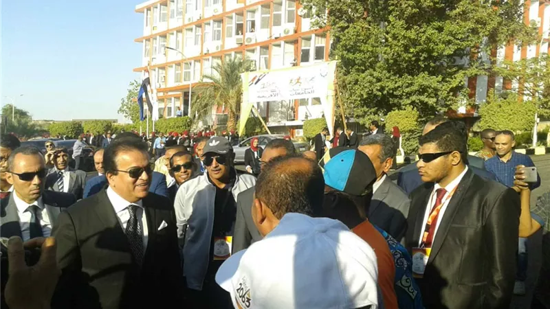 وزير التعليم العالي يفتتح أسبوع شباب الجامعات الإفريقية في أسوان