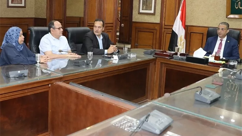 الانصاري يبحث مع وفد وزارة الزراعة تعزيز القدرات التسويقية لصغار المزارعين