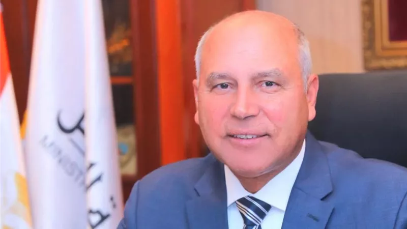 وزير النقل يوضح حقيقة زيادة أسعار تذاكر القطارات