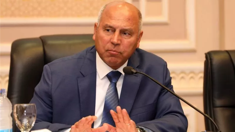 النقل تبحث مع السفير الدنماركي ووفد شركة ميرسك سبل التعاون المشترك