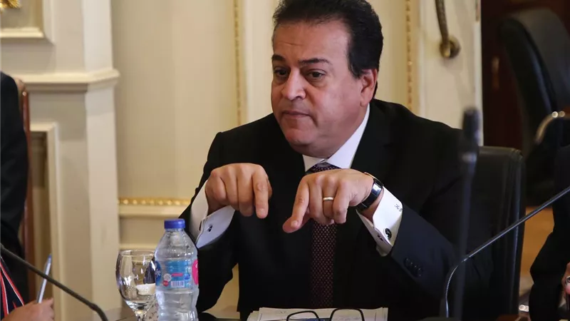 عبدالعال: جامعة زويل كانت ستموت لولا تدخل الرئيس السيسى