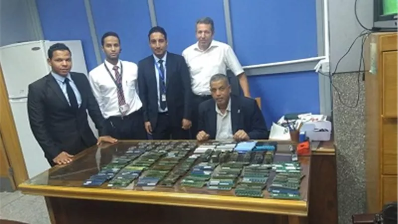 جمارك مطار الغردقة تضبط محاولة تهريب كمية من أجهزة الكمبيوتر