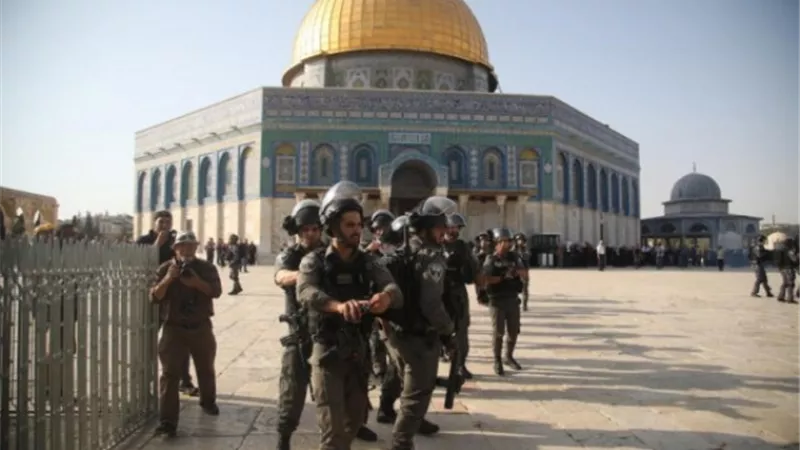 رئيس الوزراء الفلسطيني: ممارسات إسرائيل بحق الأقصى تهدد بصراع ديني