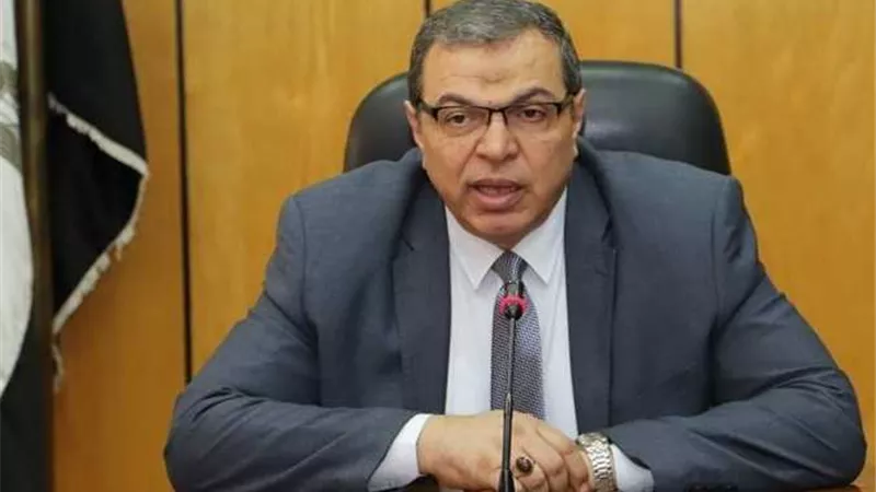 وزير القوي العاملة ينفي مجاملة النقابات العمالية