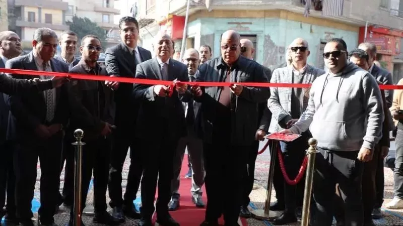 محافظ القاهرة ورئيس الغرفة التجارية يفتتحان معرض أهلاً بالعيد