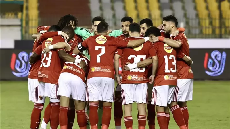 لاعب الأهلي ينتظم في مران الفريق ومحاضرة فنية لـ توروب