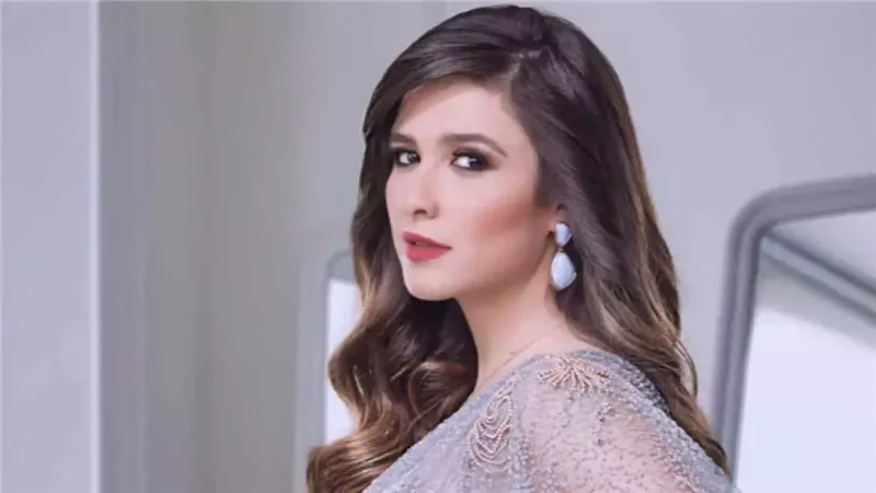 شقيق ياسمين عبدالعزيز يوجه لها رسالة مؤثره