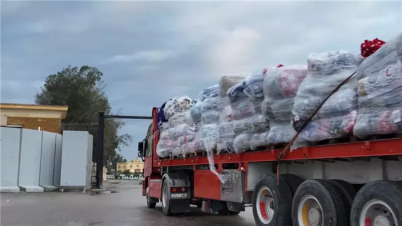 إطلاق القافلة الـ152 بحمولة 3680 طن مساعدات إلى غزة