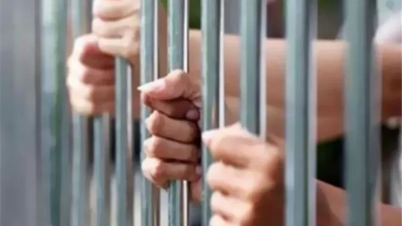 حبس 3 عاطلين سرقوا خزنة شركة بها ربع مليون جنية في الهرم