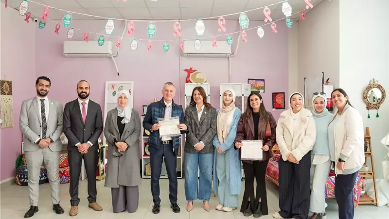 زيارة رسمية من مسئولي بنك الإسكندرية لمستشفى بهية