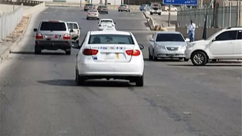 عقوبة السير عكس الاتجاه.. تعرف عليها