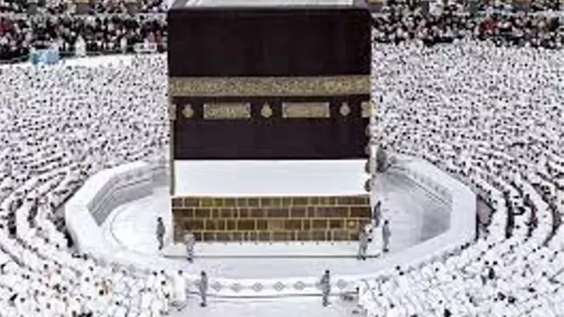 بدء إصدار تأشيرات الحج السياحي وتسليمها إلى الحجاج