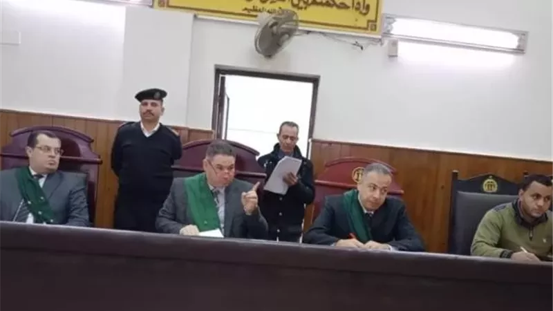 طفولة مكسورة.. قصة طفل قادته براءته إلى جريمة مؤلمة
