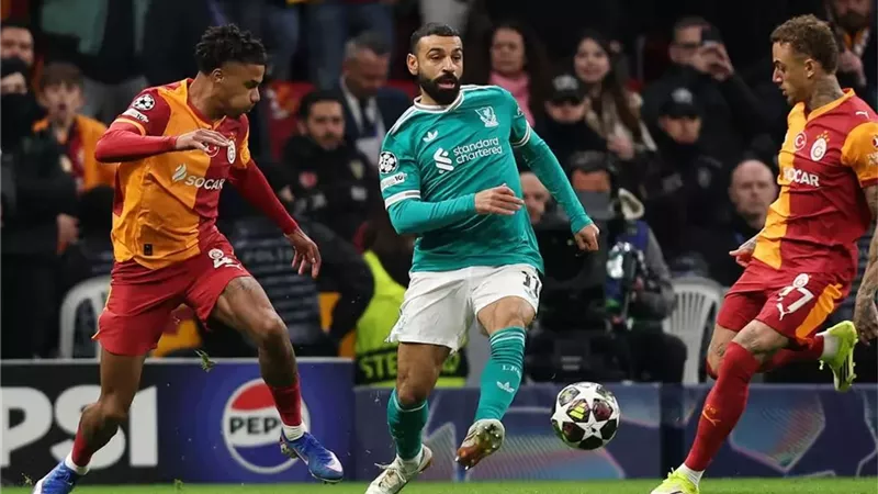 محمد صلاح يتعرض لانتقادات بعد أدائه في مباراة ليفربول وجالطة سراي