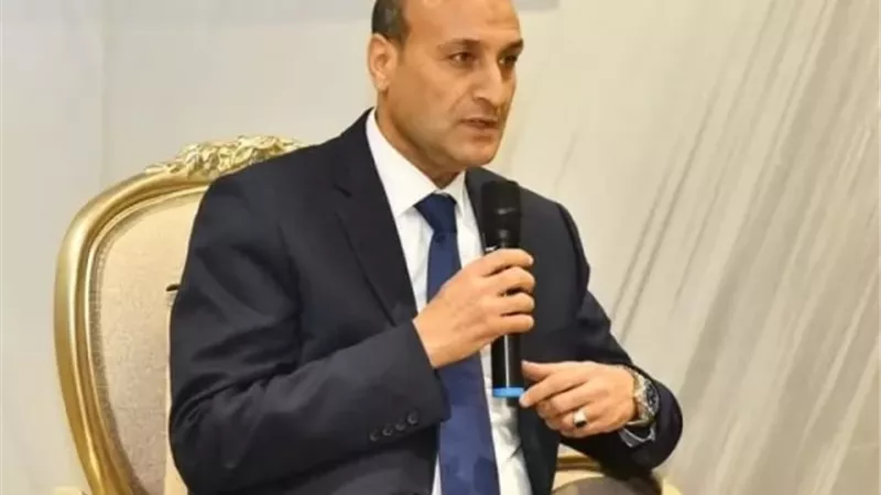 محافظ أسيوط يوجه باستمرار الحملات المكثفة على مواقف السيارات