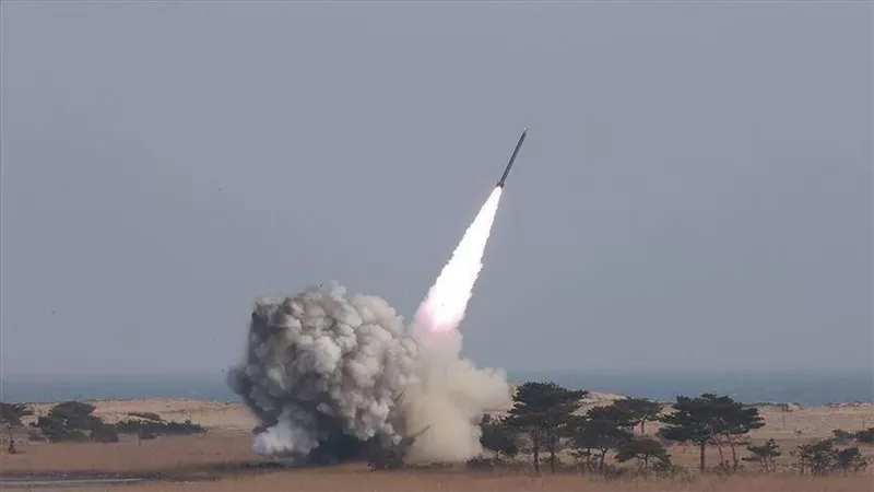الجيش الكوري الجنوبي: كوريا الشمالية أطلقت قذيفة قبالة الساحل الشرقى