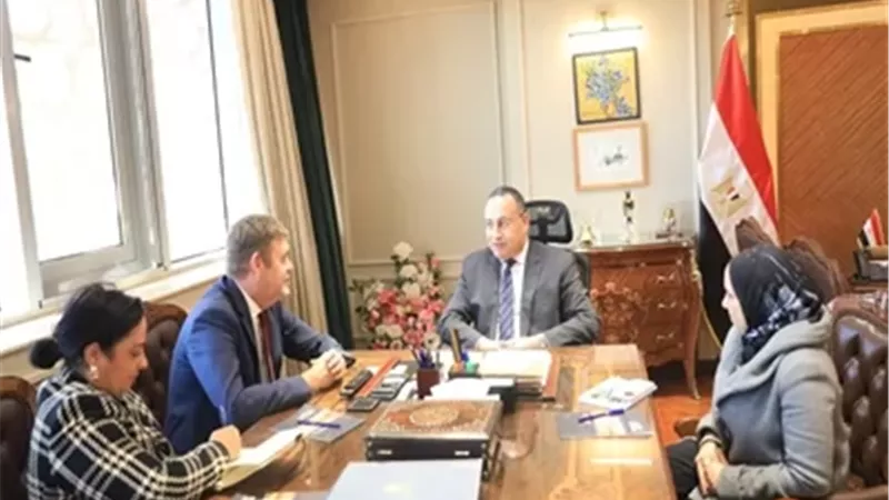 وزير التعليم العالي يبحث سبل التعاون مع المجلس الثقافي البريطاني