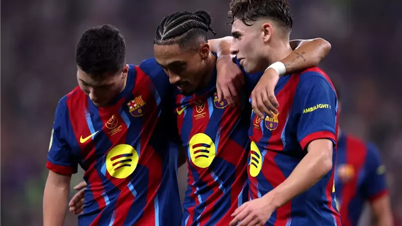 موعد مباراة برشلونة وإشبيلية اليوم في الدوري الإسباني