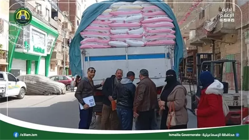 إحباط ترويج 27 طن دقيق مجهول المصدر في السوق السوداء بالإسماعيلية
