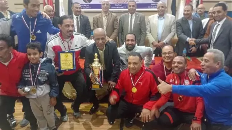 وكيل تعليم قنا يشهد ختام الأنشطة الرمضانية ويكرم الفرق الفائزة