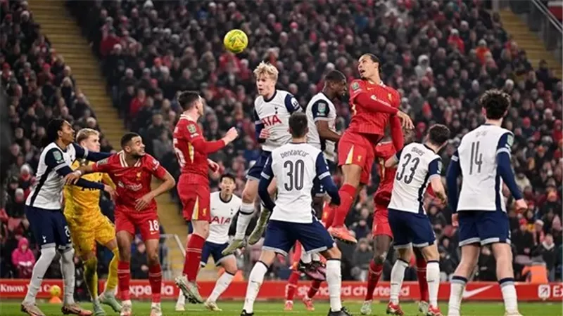 ليفربول يسقط في فخ التعادل أمام توتنهام في الدوري الإنجليزي
