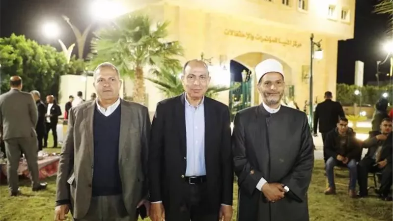 إفطار جماعي بالمنيا.. المحافظ يشدد على التناغم بين البرلمان والتنفيذية