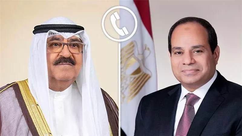 الرئيس السيسي يجري اتصالاً هاتفياً بأمير الكويت ويؤكد تضامن مصر الكامل مع دول الخليج