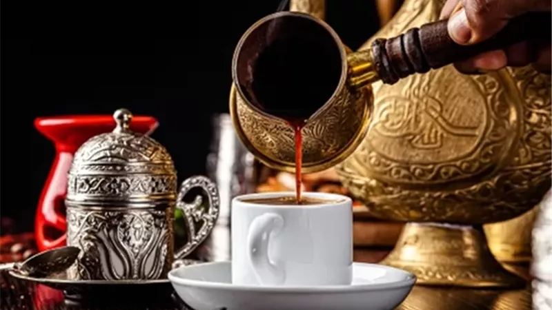 القهوة بعد الإفطار في رمضان .. كيف تشربها بأمان وتجنب الأضرار؟