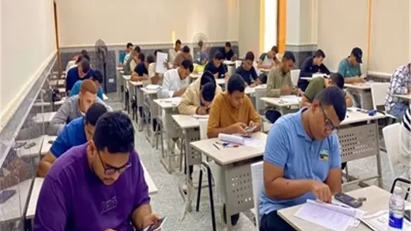 %85من الأسئلة إلكتروني و15%مقالى قصير بامتحان الشهر للثانوي العام