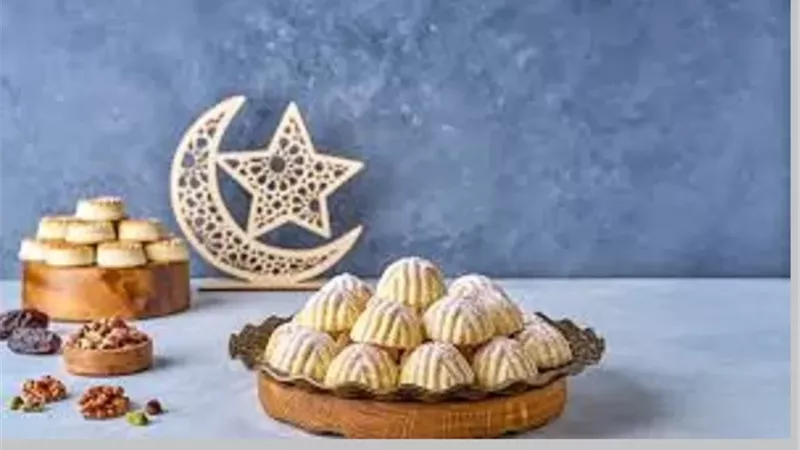 عيدكم مبارك..حكم وصيغ التهنئة بعيد الفطر توضحها الأوقاف