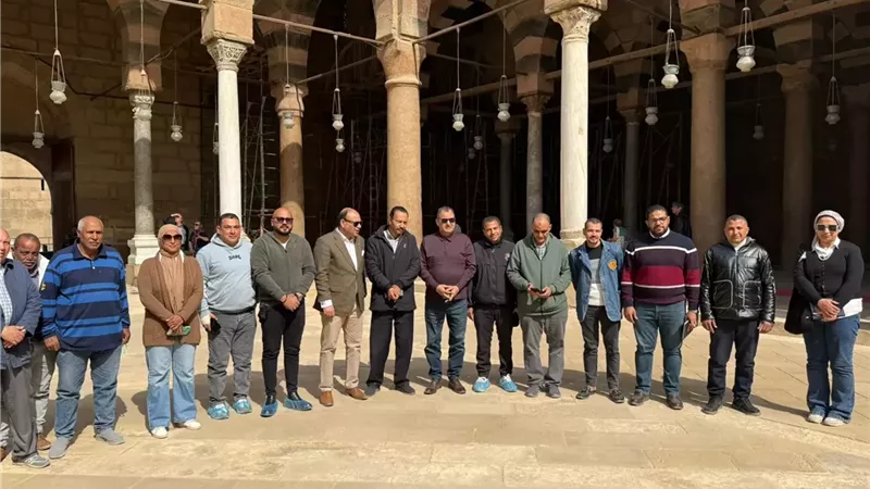 أمين 