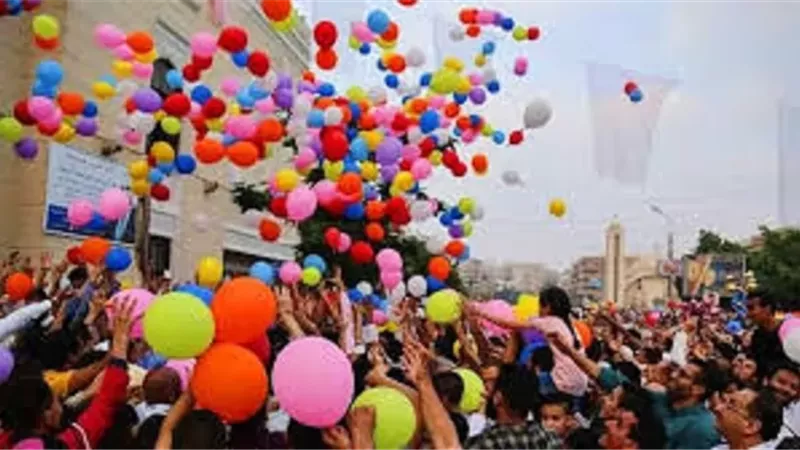الصيغة الكاملة لتكبيرات عيد الفطر..متى نبدأ ؟