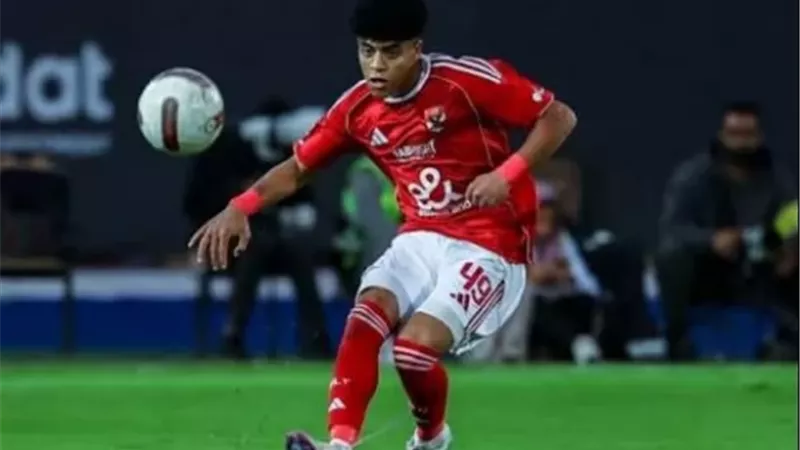 عقب جراحة الرباط الصليبي..غياب لاعب الأهلي 8 أشهر للتأهيل