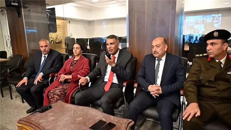 محافظ جنوب سيناء يتابع توفير الخدمات خلال العيد من شبكة الطوارئ