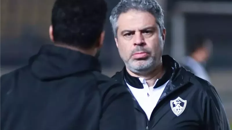 معتمد جمال يعقد جلسة مع لاعبى الزمالك قبل مواجهة أوتوهو .. تفاصيل