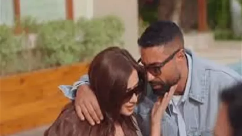 مؤلف 