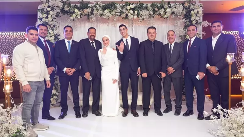 يتقدم السيد / إبراهيم ضيف ، بخالص التهاني وأطيب التمنيات إلى