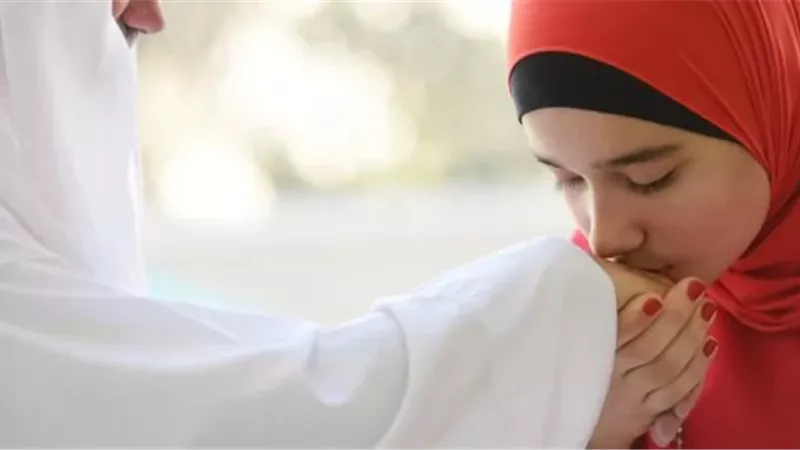 بر الوالدين متصل بالإيمان وعقوقهما من المعصية..د.علي جمعة يوضح