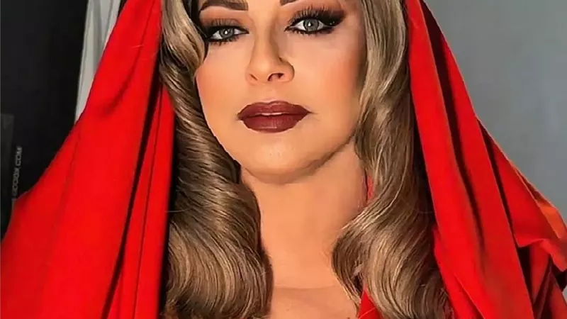 بملامح هادئة.. هاله صدقى تهنئ جمهورها بالعيد وتتمنى السلام للوطن العربي