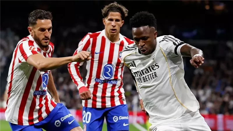 ريال مدريد يتخطي أتليتكو بثلاثية في الدوري الإسباني