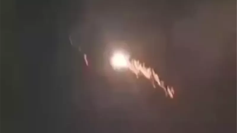 كفاءة الدفاع الجوي الإماراتي تحبط استهداف أبوظبي بصاروخ بالستي