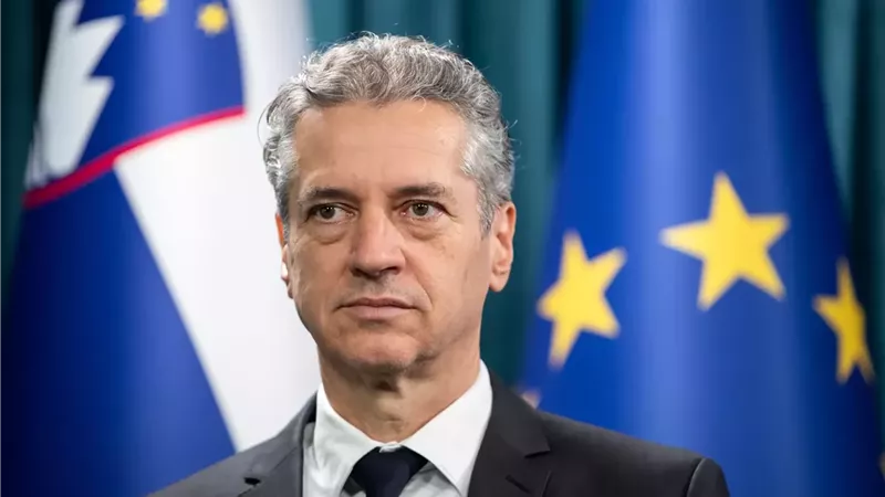 رئيس وزراء سلوفينيا يعلن فوز حزبه في الانتخابات العامة