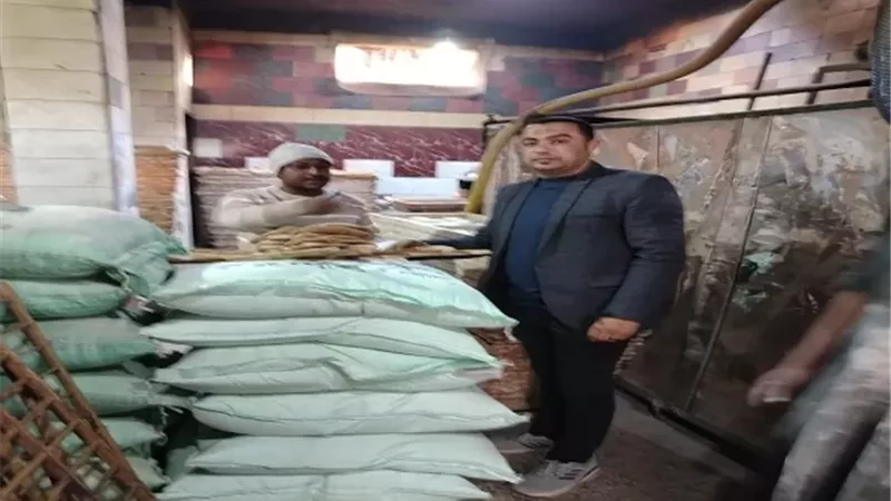 حملات تموينية مكثفة على الأسواق والمخابز وتحرير 97 مخالفة بالمنيا