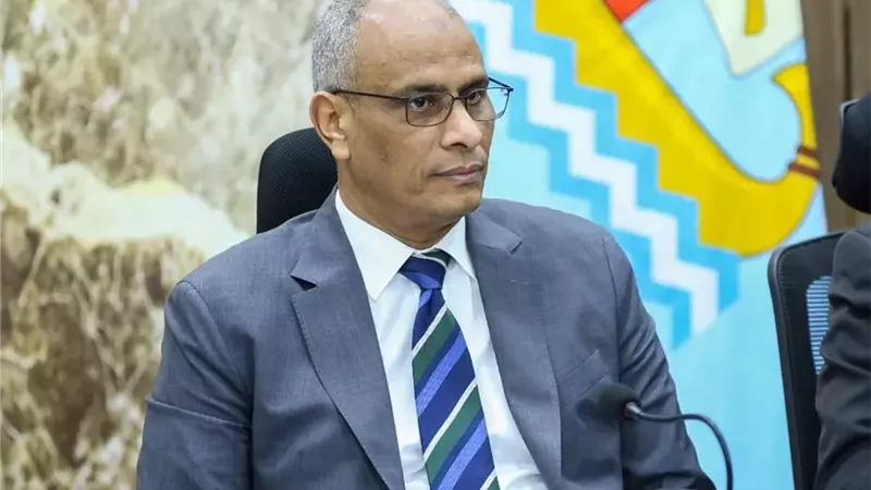 محافظ كفر الشيخ يُعلن انتظام حركة الصيد بعد تحسن الجو