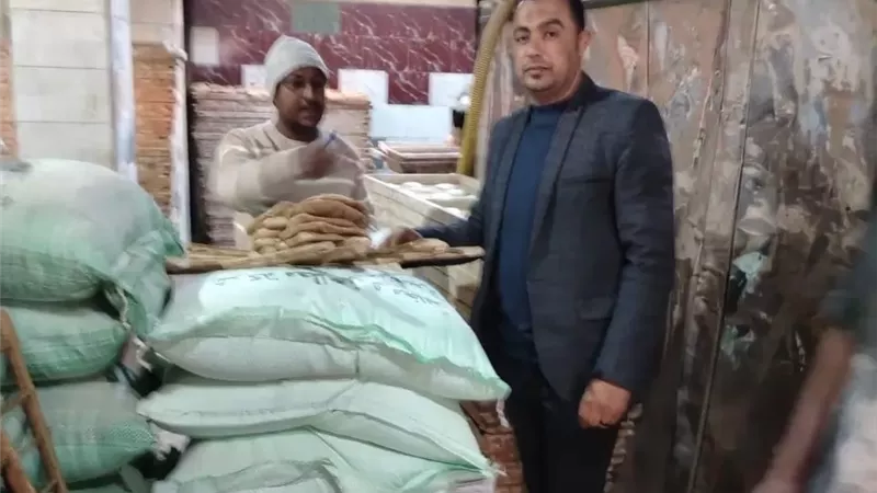 حملات تموينية مكثفة على الأسواق والمخابز وتحرير 97 مخالفة بالمنيا