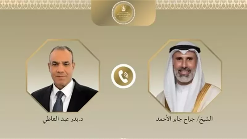 وزير الخارجية يبحث مع نظيره الكويتي التهدئة ويؤكد دعم مصر الكامل