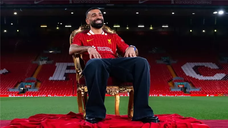 الدوري السعودي يستعد للتحرك بعد إعلان محمد صلاح رحيله عن ليفربول