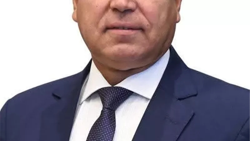 وزير النقل يتابع انتظام الحركة بكافة وسائل النقل خلال الطقس السيئ