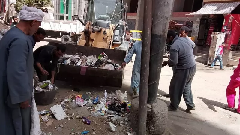 محافظ أسيوط يشدد على تكثيف حملات النظافة بمركز صدفا
